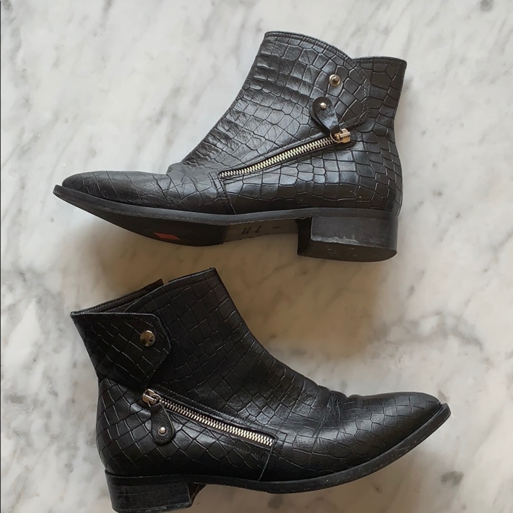 Vintage Italian leather Booties